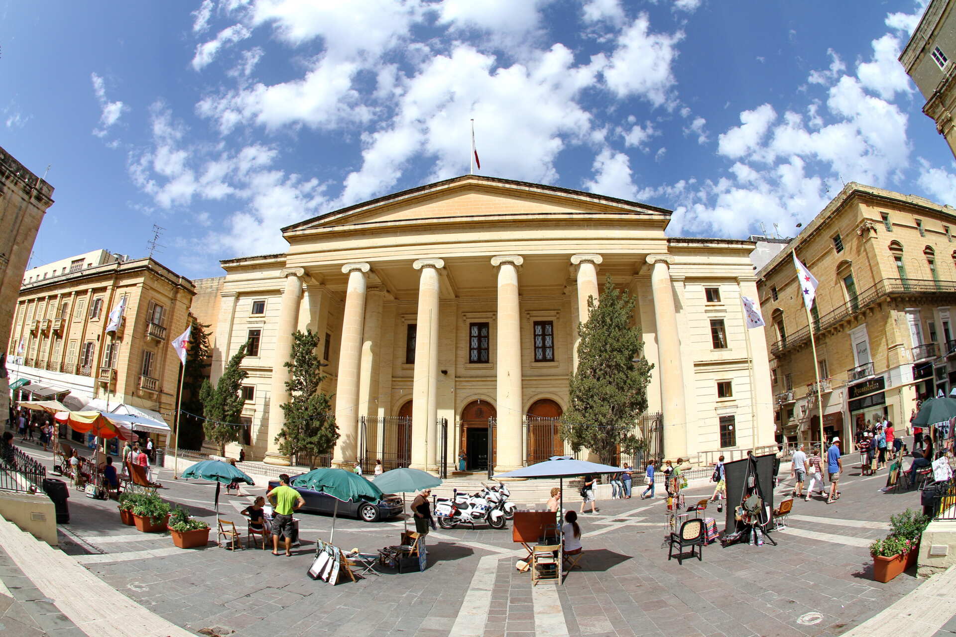 Alfred Mallia jitpoġġa taħt att t’ akkuża Newsbook