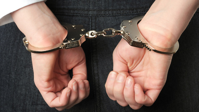 Jammetti li daħal jisraq minn ħanut f’Birkirkara, hedded impjegata b’sikkina