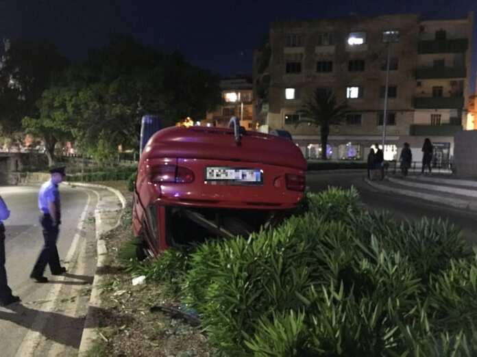 Ritratti Tinqaleb karozza fi Blata lBajda Newsbook