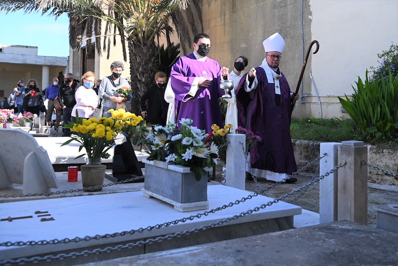 The Lord will also knock on our door - The Archbishop in Remembrance of ...