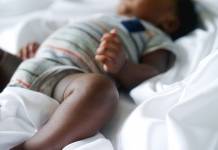 Liam għandu bżonn l-għajnuna tiegħek Baby