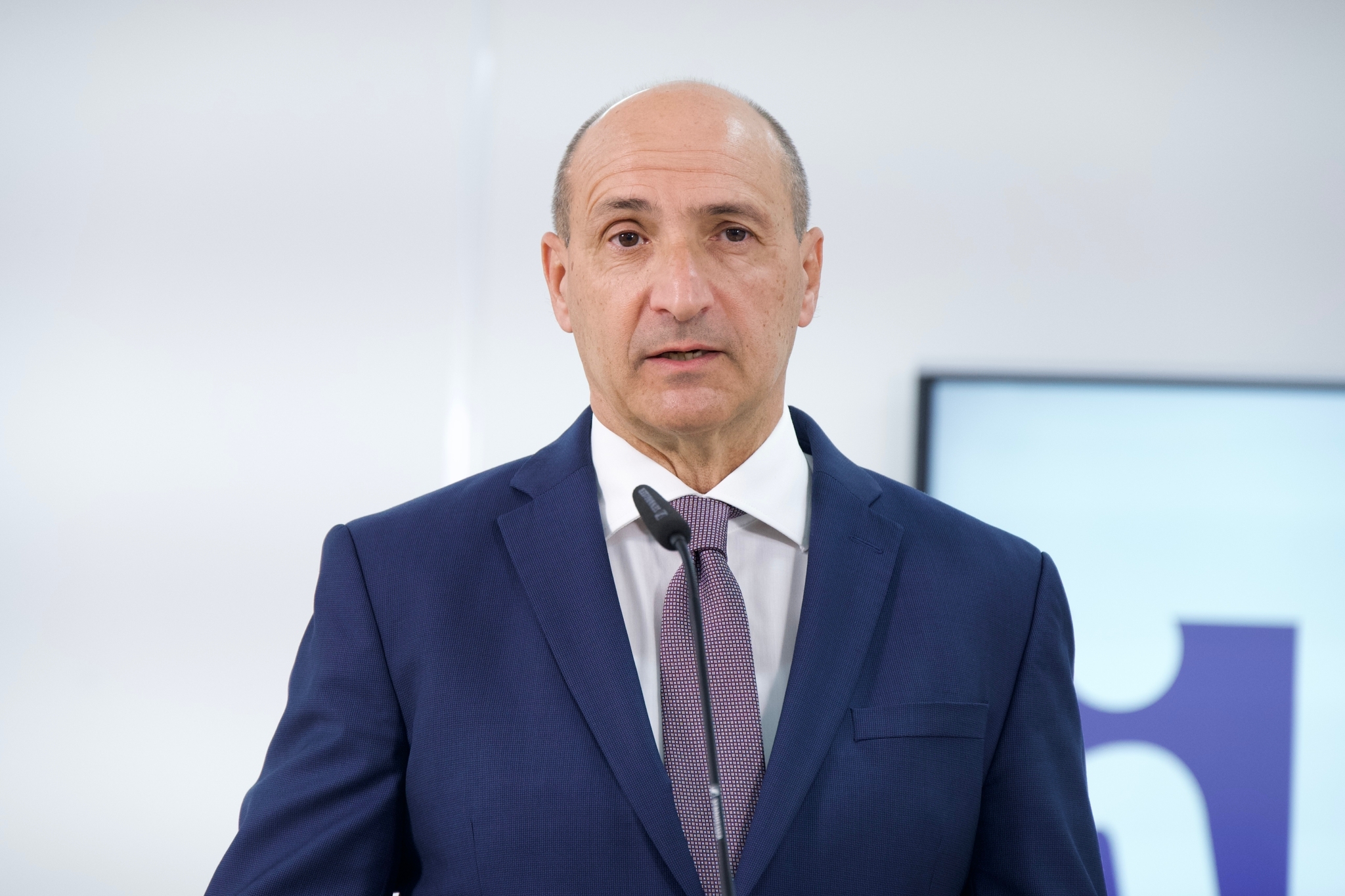 Chris Fearne nominated as president of the World Health Assembly - Newsbook