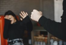 Man cleared of beating girlfriend after she opts to drop charges Domestic violence vjolenza domestika