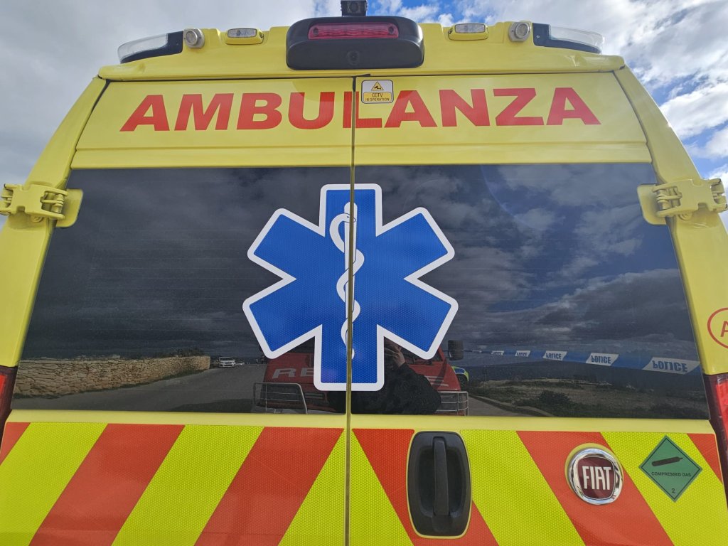 Woman hospitalised after traffic accident in Paola - Newsbook