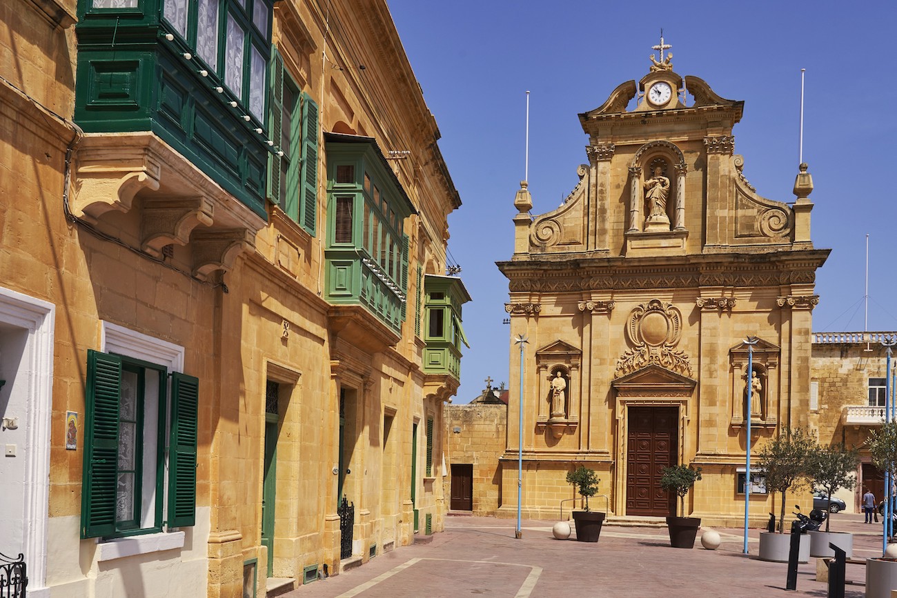 PA bids to strengthen Gozo's unique identity with stone façades Newsbook