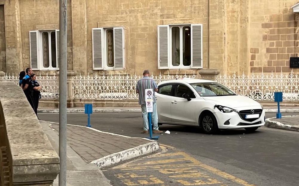 Elderly man in critical condition after being hit by car in Naxxar