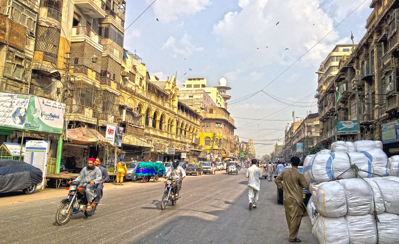 Pakistan Rtyui 2 Ċiniżi jinqatlu u 10 feruti f'attakk viċin ajruport fil-Pakistan