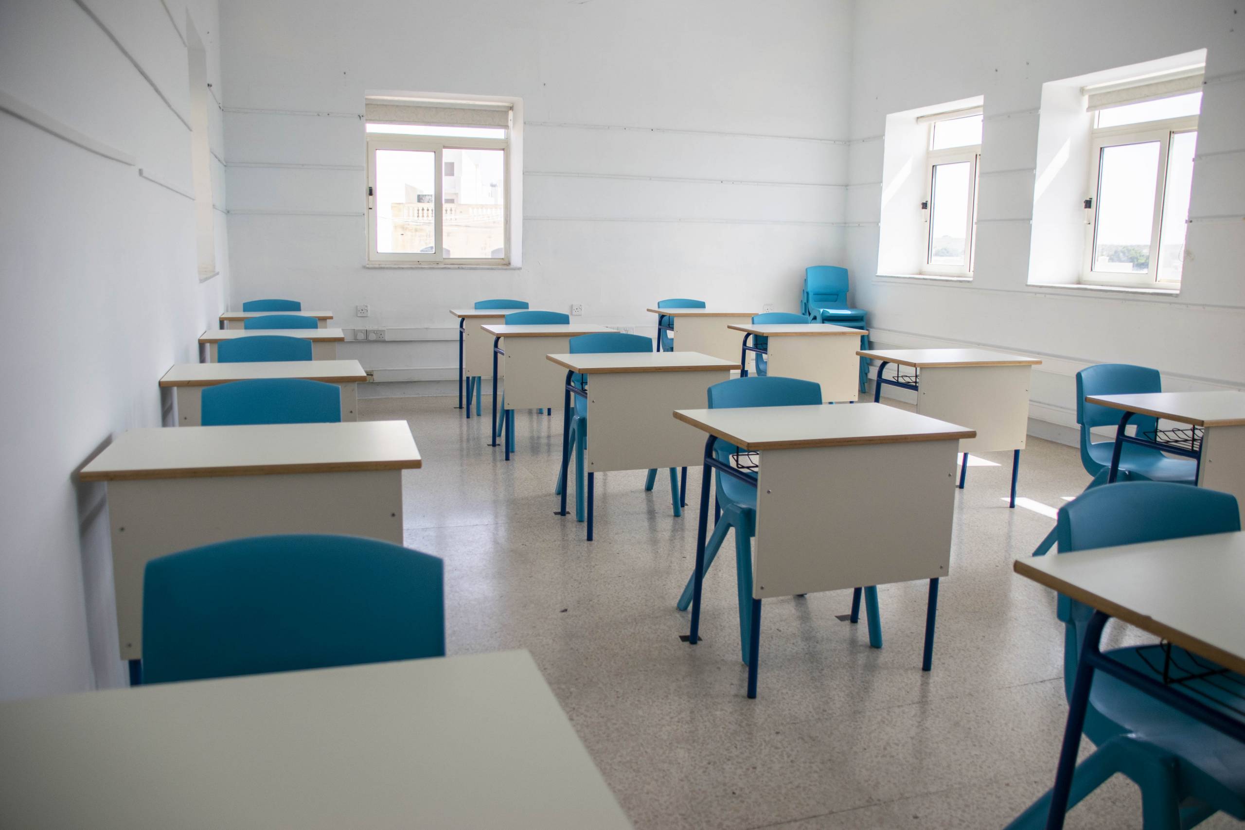 Students battle sweltering heat and contaminated water at resit exam centres