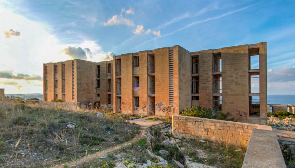 Prime minister indicates White Rocks complex is to be preserved