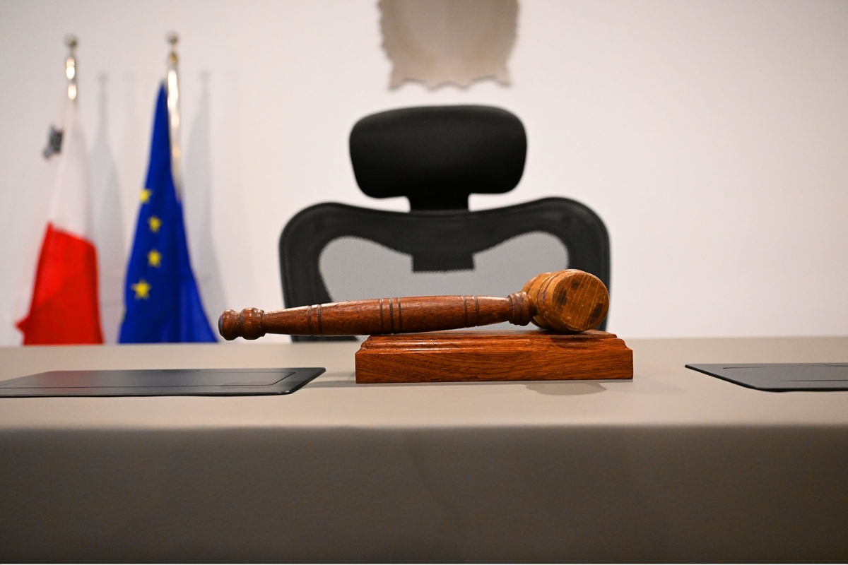 Court throws out human rights breach claim over informal plea deal