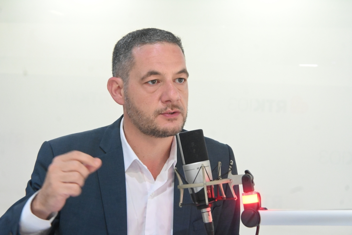 Online dangers demand new child protection framework, Safeguarding Commission warns