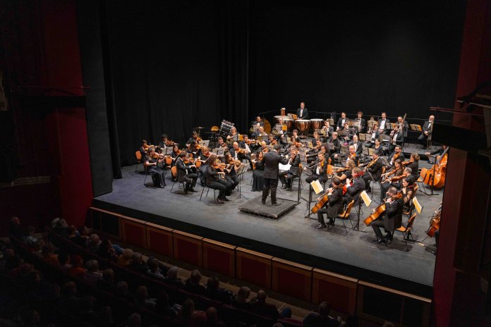 Mpo Concert Watch: MPO holds pre-UK tour concert
