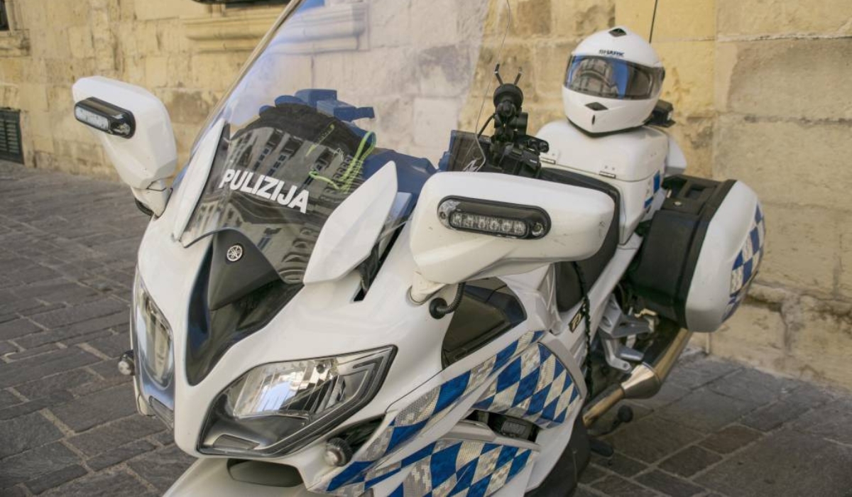 Two traffic police officers cleared of extra duty scandal